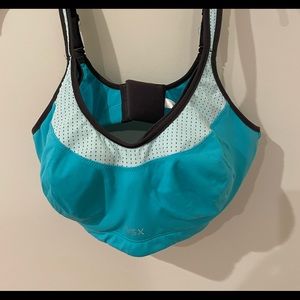 Victoria Secret Sports Bra Underwire Size 36D
